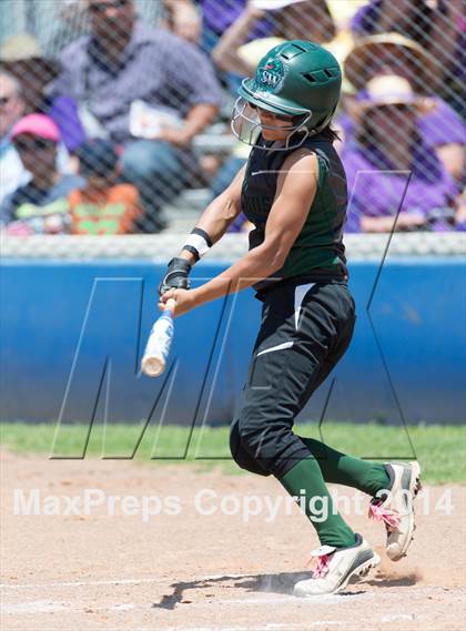 Thumbnail 1 in San Benito vs. Southwest (UIL 5A Regional Semifinal) photogallery.