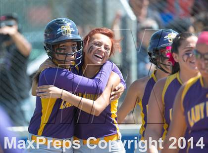 Thumbnail 2 in San Benito vs. Southwest (UIL 5A Regional Semifinal) photogallery.