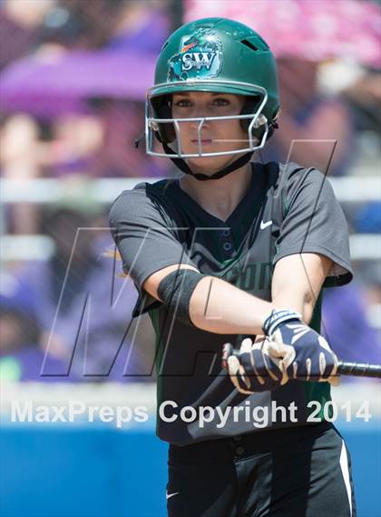 Thumbnail 2 in San Benito vs. Southwest (UIL 5A Regional Semifinal) photogallery.