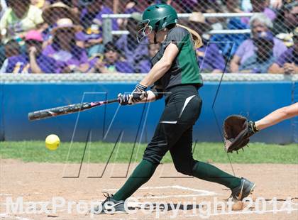 Thumbnail 2 in San Benito vs. Southwest (UIL 5A Regional Semifinal) photogallery.
