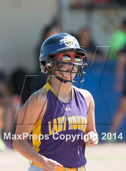 Thumbnail 2 in San Benito vs. Southwest (UIL 5A Regional Semifinal) photogallery.
