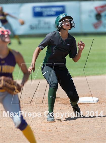 Thumbnail 1 in San Benito vs. Southwest (UIL 5A Regional Semifinal) photogallery.