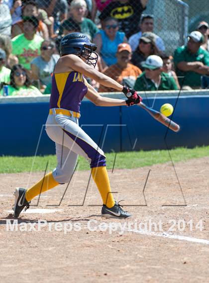 Thumbnail 3 in San Benito vs. Southwest (UIL 5A Regional Semifinal) photogallery.