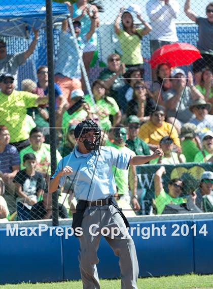 Thumbnail 2 in San Benito vs. Southwest (UIL 5A Regional Semifinal) photogallery.