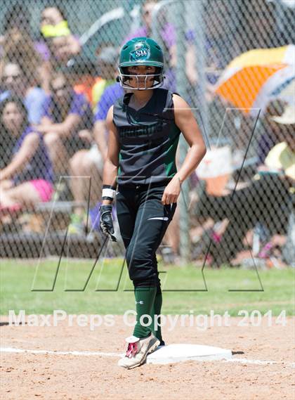 Thumbnail 2 in San Benito vs. Southwest (UIL 5A Regional Semifinal) photogallery.
