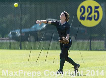 Thumbnail 1 in San Benito vs. Southwest (UIL 5A Regional Semifinal) photogallery.