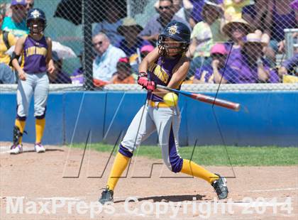 Thumbnail 1 in San Benito vs. Southwest (UIL 5A Regional Semifinal) photogallery.