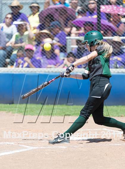 Thumbnail 1 in San Benito vs. Southwest (UIL 5A Regional Semifinal) photogallery.