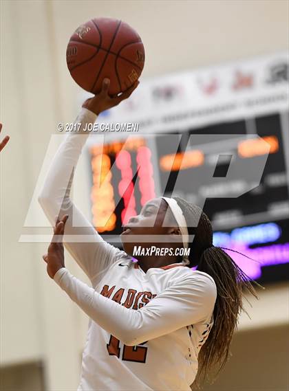 Thumbnail 1 in Reagan [Ronald] vs Madison photogallery.