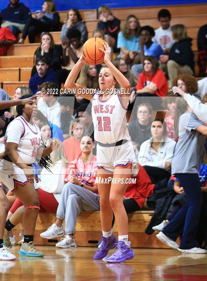 Thumbnail 2 in Kinston @ West Carteret photogallery.