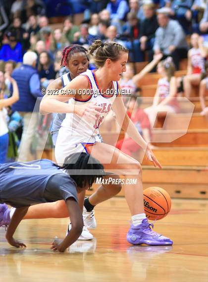 Thumbnail 1 in Kinston @ West Carteret photogallery.