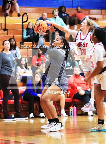 Thumbnail 2 in Kinston @ West Carteret photogallery.