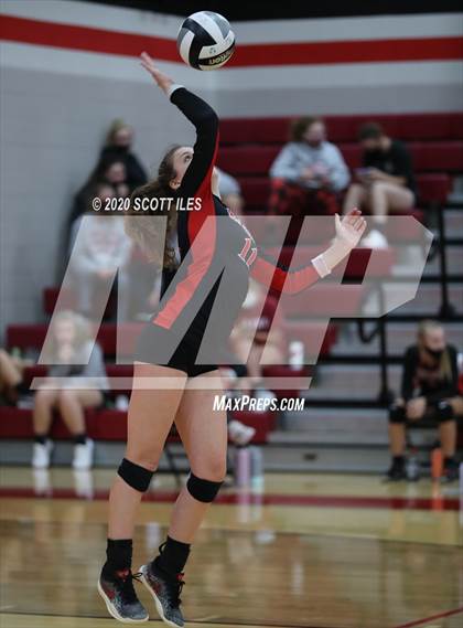 Thumbnail 3 in Circleville @ Fairfield Union photogallery.
