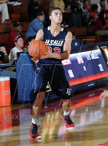 Thumbnail 2 in La Salle vs. Pasadena  (Rose City Roundball Classic) photogallery.