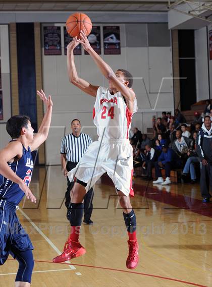 Thumbnail 3 in La Salle vs. Pasadena  (Rose City Roundball Classic) photogallery.