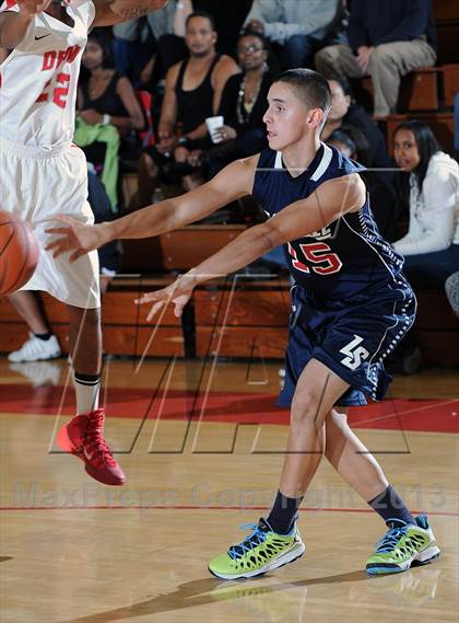 Thumbnail 2 in La Salle vs. Pasadena  (Rose City Roundball Classic) photogallery.