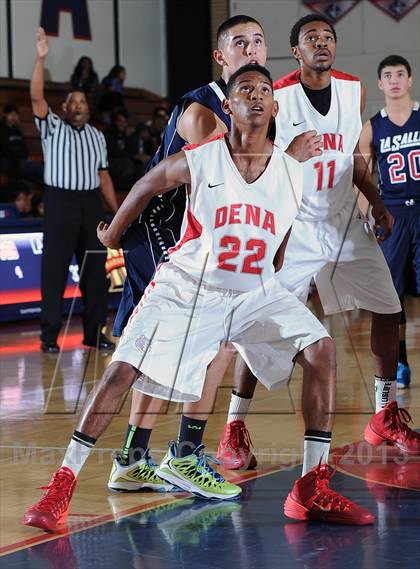 Thumbnail 2 in La Salle vs. Pasadena  (Rose City Roundball Classic) photogallery.