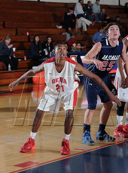 Thumbnail 2 in La Salle vs. Pasadena  (Rose City Roundball Classic) photogallery.