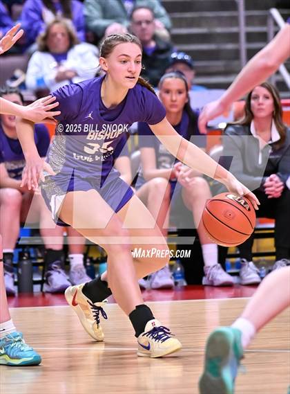 Thumbnail 2 in Bishop Guilfoyle @ Linville Hill (PIAA 1A Championship) photogallery.