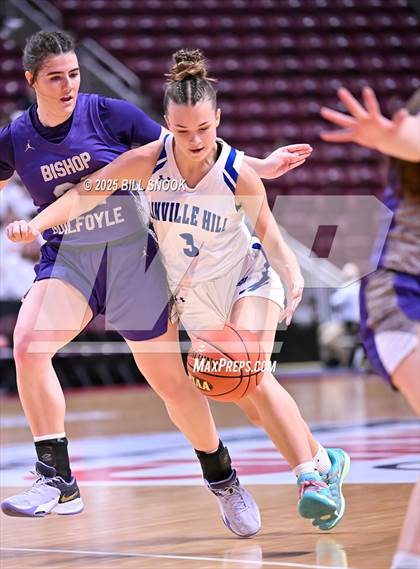 Thumbnail 2 in Bishop Guilfoyle @ Linville Hill (PIAA 1A Championship) photogallery.