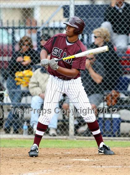 Thumbnail 1 in Simi Valley vs. San Pedro photogallery.