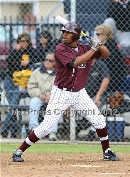 Thumbnail 3 in Simi Valley vs. San Pedro photogallery.