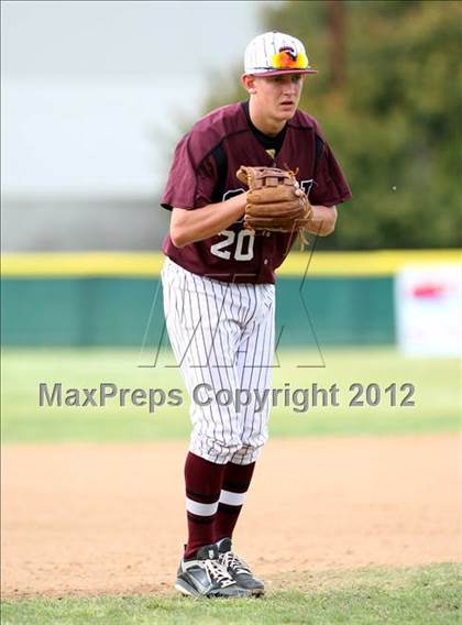 Thumbnail 1 in Simi Valley vs. San Pedro photogallery.
