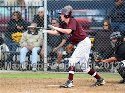 Thumbnail 3 in Simi Valley vs. San Pedro photogallery.