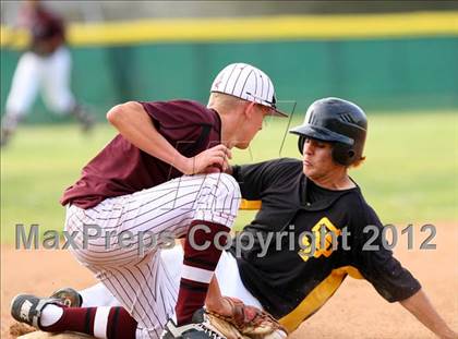 Thumbnail 3 in Simi Valley vs. San Pedro photogallery.