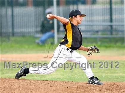Thumbnail 2 in Simi Valley vs. San Pedro photogallery.