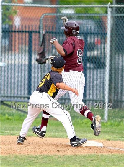 Thumbnail 1 in Simi Valley vs. San Pedro photogallery.