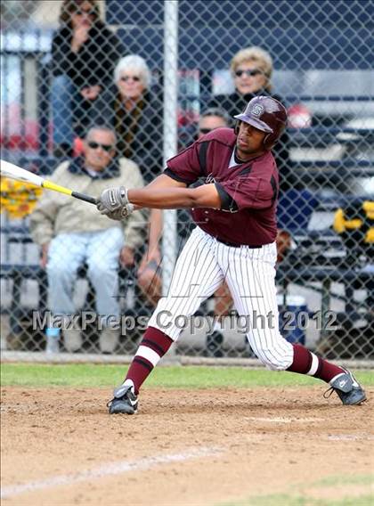 Thumbnail 1 in Simi Valley vs. San Pedro photogallery.