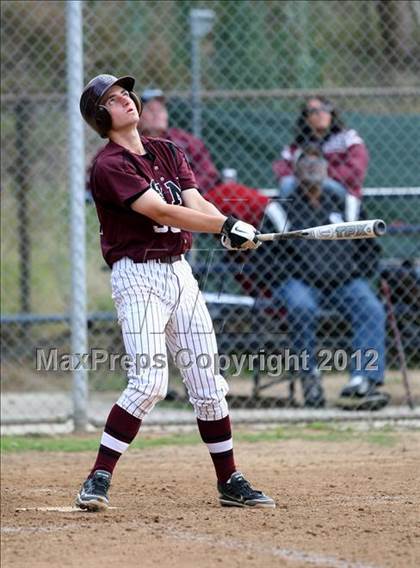 Thumbnail 3 in Simi Valley vs. San Pedro photogallery.