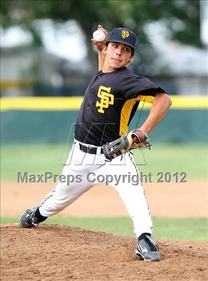 Thumbnail 1 in Simi Valley vs. San Pedro photogallery.