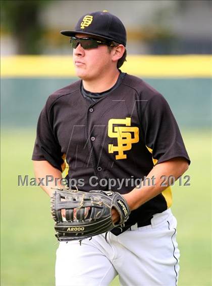 Thumbnail 1 in Simi Valley vs. San Pedro photogallery.