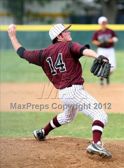 Thumbnail 2 in Simi Valley vs. San Pedro photogallery.