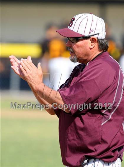 Thumbnail 3 in Simi Valley vs. San Pedro photogallery.