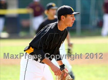 Thumbnail 2 in Simi Valley vs. San Pedro photogallery.