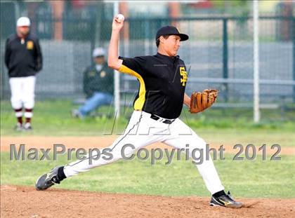 Thumbnail 2 in Simi Valley vs. San Pedro photogallery.