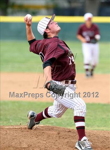 Thumbnail 3 in Simi Valley vs. San Pedro photogallery.