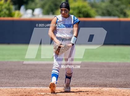 Thumbnail 3 in King's Academy vs. Gilroy (CIF CCS Division 1 Final) photogallery.