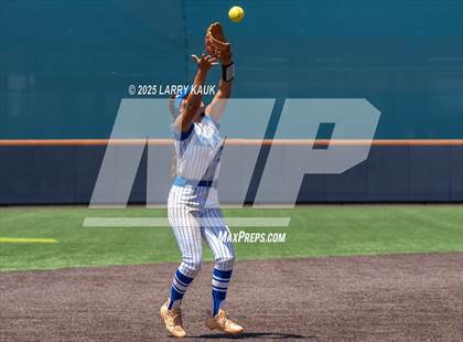 Thumbnail 2 in King's Academy vs. Gilroy (CIF CCS Division 1 Final) photogallery.