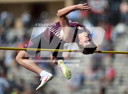 Thumbnail 3 in CHSAA State Championships (High Jump, w/ De Beque's Scottie Vines) photogallery.