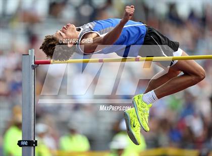 Thumbnail 1 in CHSAA State Championships (High Jump, w/ De Beque's Scottie Vines) photogallery.