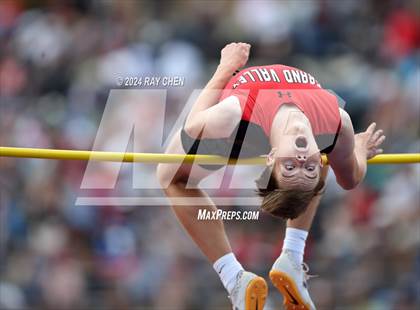 Thumbnail 2 in CHSAA State Championships (High Jump, w/ De Beque's Scottie Vines) photogallery.