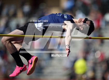 Thumbnail 2 in CHSAA State Championships (High Jump, w/ De Beque's Scottie Vines) photogallery.