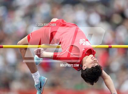 Thumbnail 3 in CHSAA State Championships (High Jump, w/ De Beque's Scottie Vines) photogallery.