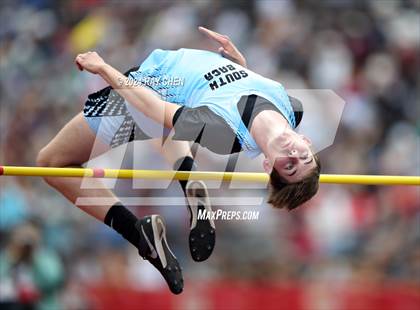 Thumbnail 3 in CHSAA State Championships (High Jump, w/ De Beque's Scottie Vines) photogallery.