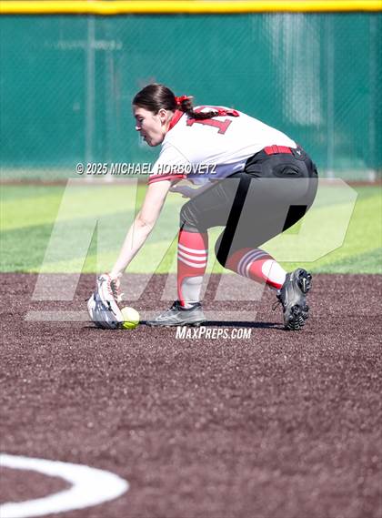Thumbnail 3 in Berkner @ Lake Highlands photogallery.