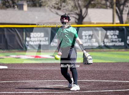 Thumbnail 2 in Berkner @ Lake Highlands photogallery.